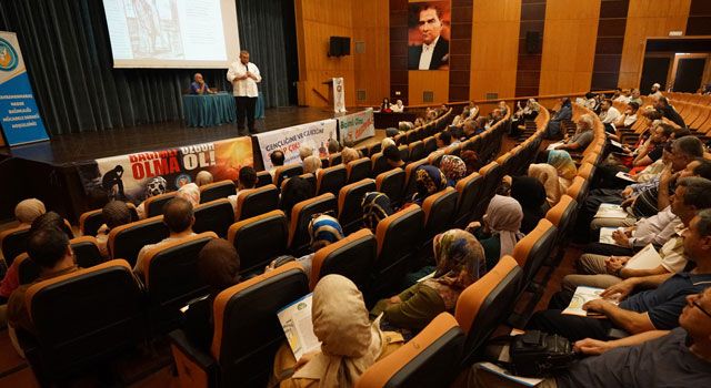 Kahramanmaraş'ta Bağımlılıkla Mücadele Semineri Düzenlendi