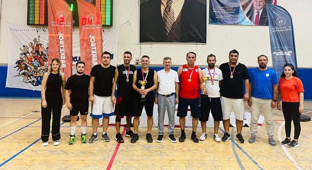 Kamu Çalışanları Basketbol Turnuvasında Buluştu