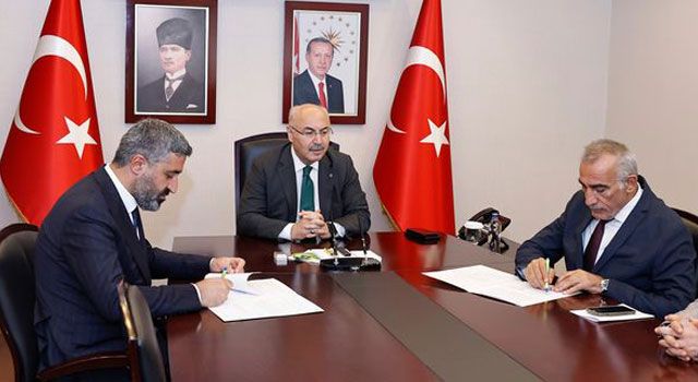 Karataş’ta Tarıma Dayalı İhtisas OSB İçin İmzalar Atıldı