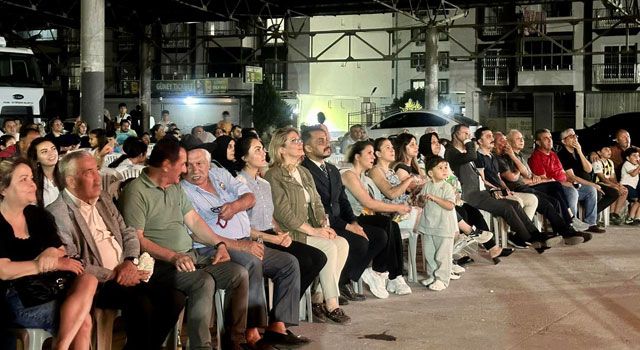 Kaya, Görevimiz Tatil Filmini Osmaniyelilerle İzledi