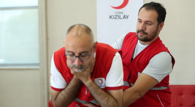 Kızılay, Herkesi İlk Yardım Eğitimi Almaya Davet Ediyor