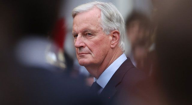 Macron, Deneyimli Sağ Siyasetçiyi Başbakan Olarak Atadı