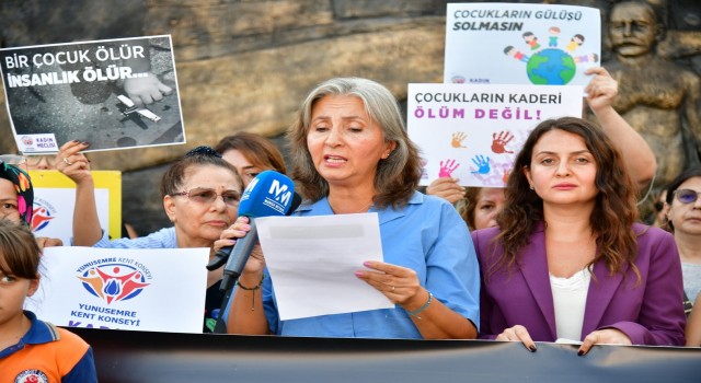 Manisalı kadınlardan ‘Çocukları çuvala sığdırmayın