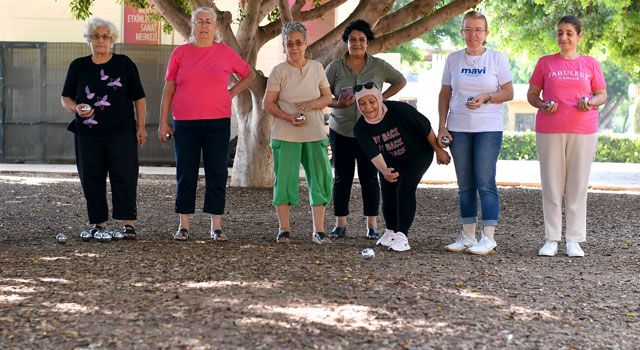 Mersin Büyükşehir Belediyesi’nden Yaş Almışlara Özel ‘80’ler Buluşması’