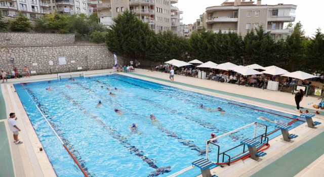 Mudanyanın ilk Sutopu Şenliği büyük ilgi gördü