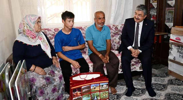 Osmaniye Valisi Yılmaz, İki Aileye Ziyarette Bulundu
