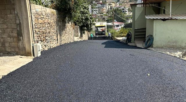 Osmaniye'de Asfalt Çalışmaları Tam Gaz Devam Ediyor
