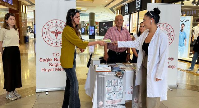Osmaniye'de “İntiharı Önleme Günü” Nedeniyle Stant Açıldı