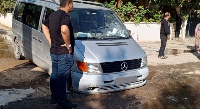 Osmaniye’de Su Borusu Patladı: Araçlar Çamura Saplandı