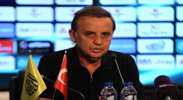 Suat Kaya: “90+6 dakika boyunca kaleye bir tane şutumuz yoktu”