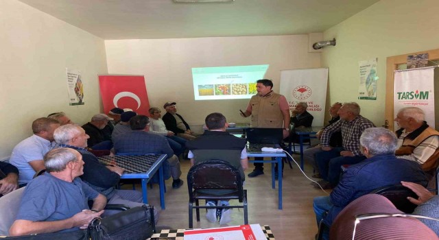Tarımla uğraşan üreticilere yönelik toplantı düzenlendi