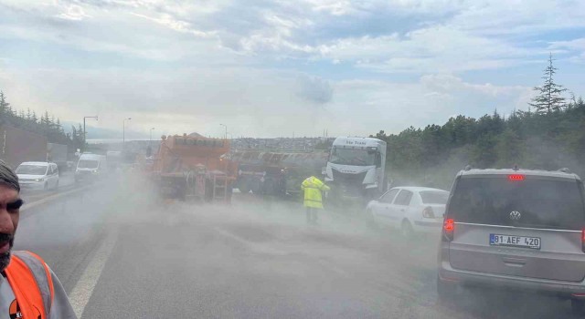 TEMde zincirleme kaza, LPG yüklü tanker ağaçlık alana uçtu