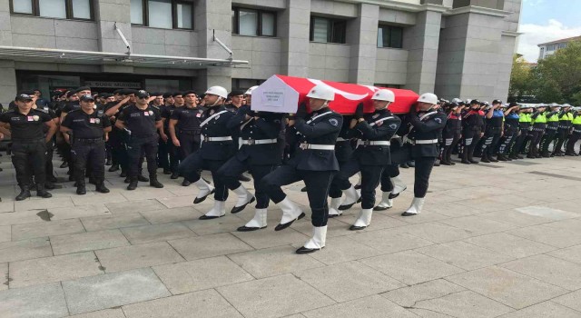 Ümraniyede şehit edilen polis memuru Şeyda Yılmaz için tören düzenlendi