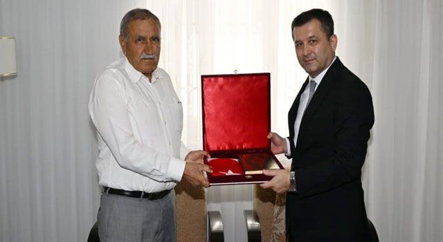 Vali Yardımcısı Erdoğan, Kıbrıs Gazisini Ziyaret Etti
