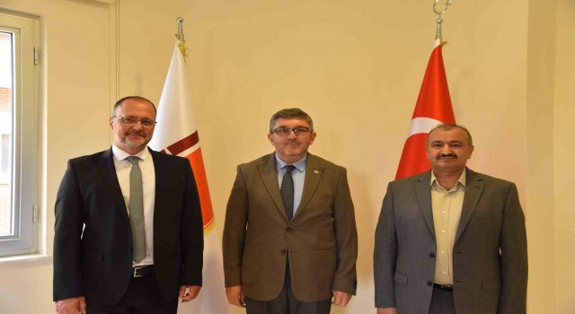 Ziraat ve Doğa Bilimleri Fakültesinde Dekanlıklığına Prof. Dr. Sayıncı atandı