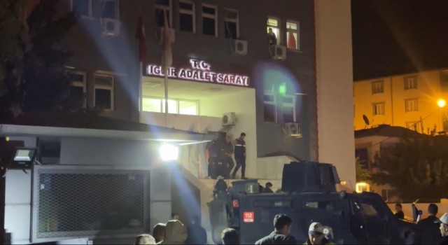 13 polisin şehit edildiği terör saldırısı ile ilgili gözaltına alınan 8 şüpheliden 2sine 13 kez ağırlaştırılmış müebbet istemi