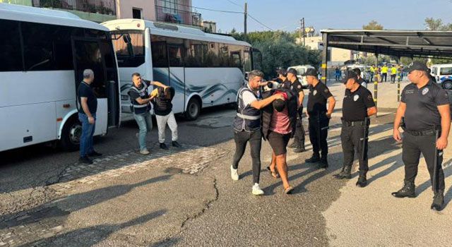 14 Yaşındaki Kıza İstismar: 10 Kişi Tutuklandı