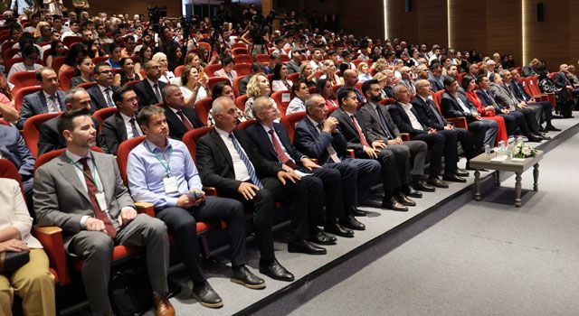 Adana Lezzet Festivali Tarım Zirvesi ile Başladı