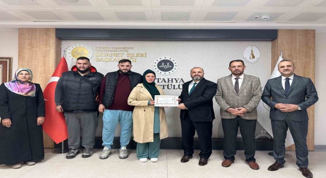 Alman kadın Müslüman oldu, Nur ismini aldı