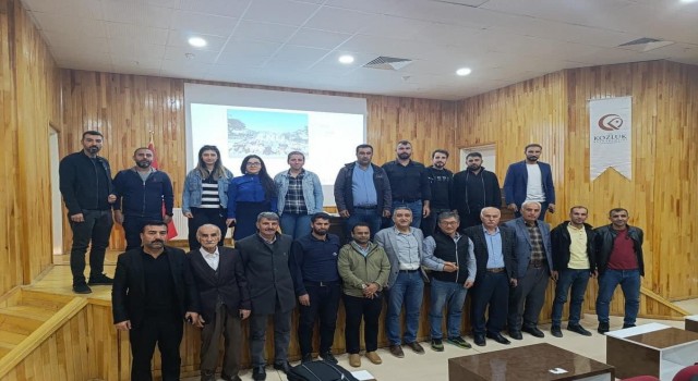 Batmanda Güney Kore ve Nepalden gelen uzmanlar arıcılık eğitimi verdi