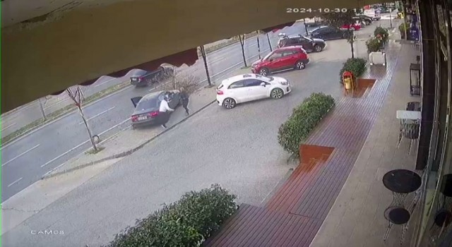 Beylikdüzünde tornavidalı alacak verecek kavgası: 2 yaralı