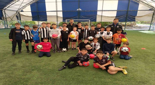 Çocuklar teknolojik oyunlara savaş açtı, futbol kursuna akın etti