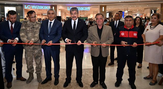 Cumhuriyetimizin 101. Yıl Kutlamaları Kapsamında Resim Sergisi Açıldı