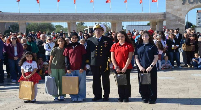 Didimde 29 Ekim Cumhuriyet Bayramı renkli görüntülerle kutlandı