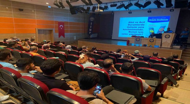 DÜAK, gençleri afetlere hazırlıyor