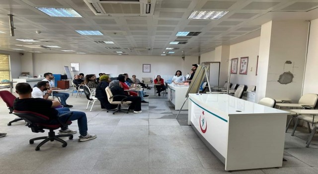 Elazığda hastane öncesi obstetrik aciller eğitimi