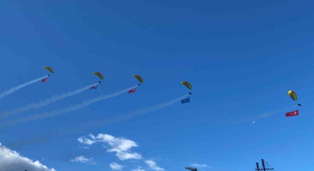 Fethiye 24. Hava Oyunları Festivalinde uçuşlar başladı