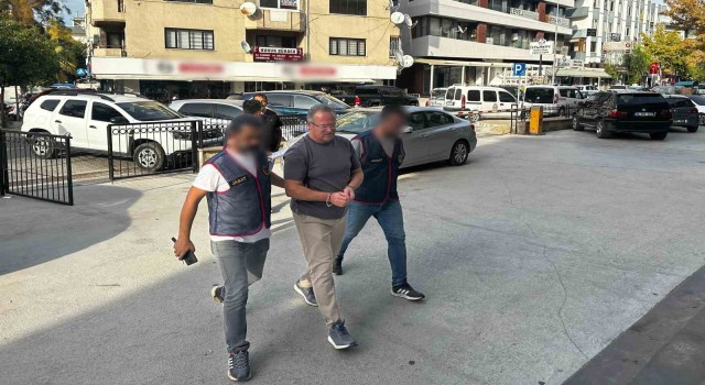 FETÖ firarisi eski albay Kuşadasında yakalandı