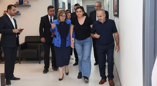 Gaziantep Büyükşehir Belediyesi, Dolandırılan Depremzedeye Destek Oldu