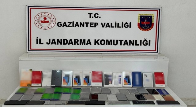 Gaziantepte 1 milyon TL değerinde kaçak telefon ele geçirildi
