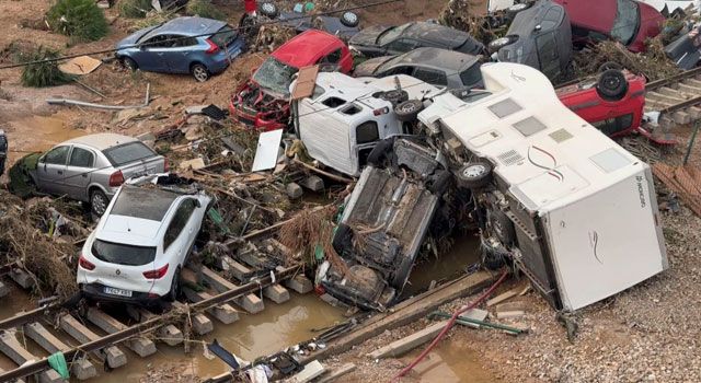 İspanya'da Sel Felaketi: Can Kaybı 95'e Yükseldi
