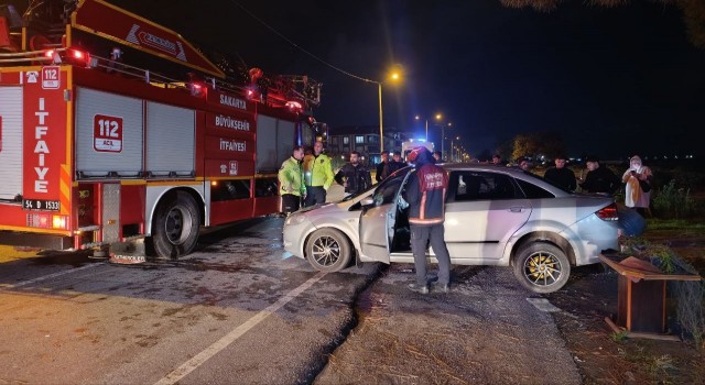 Karasuda iki otomobil çarpıştı: 3 yaralı