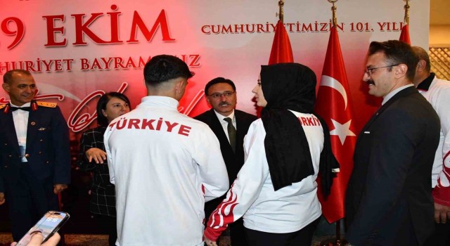Kayseride ‘Cumhuriyet Resepsiyonu düzenlendi