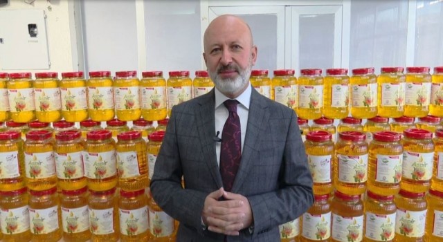 Kocasinan Belediyesinden vatandaşlara aspir yağı hediyesi
