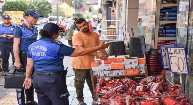 Mersinde kaldırım işgallerine izin verilmiyor