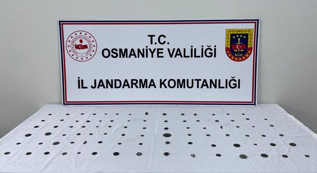 Osmaniye'de Tarihi Eser Kaçakçılığı Operasyonu: 89 Adet Sikke Ele Geçirildi