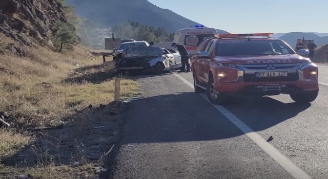 Otomobil takla attı, Rus uyruklu sürücü ağır yaralandı