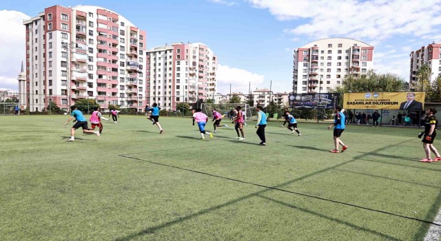 Talasın Cumhuriyet Kupasında heyecan başladı