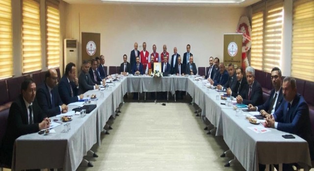Türk Kızılaydan Samsun İl Milli Eğitim Müdürlüğüne altın madalya