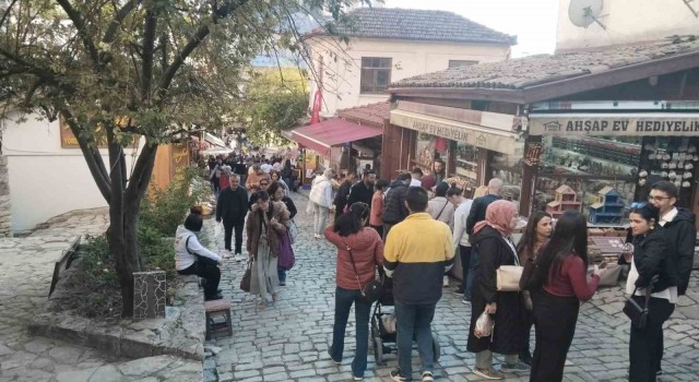 UNESCO kenti Safranboluda hafta sonu hareketliliği