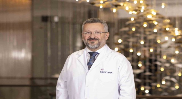 Uzun süre ayakta çalışmak varis riskini artırıyor