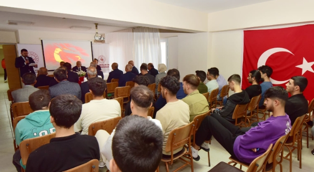 Vatan ve Kahramanlık Buluşması: Gençlerle Gaziler Buluştu