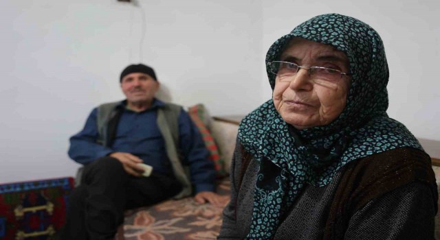 Yaşlı çifti ‘sarraf soymuşsunuz diye korkutup 400 bin lira dolandırdı