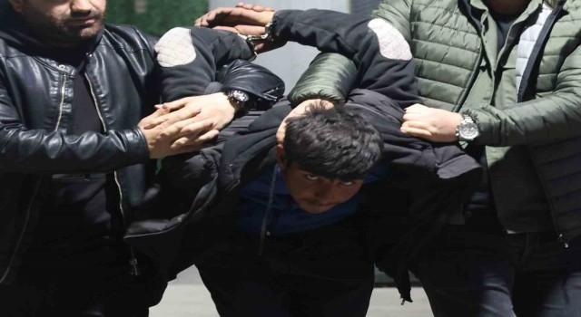 84 yıl hapis cezası olan firariden gazetecilere “polisimizi seviyoruz”