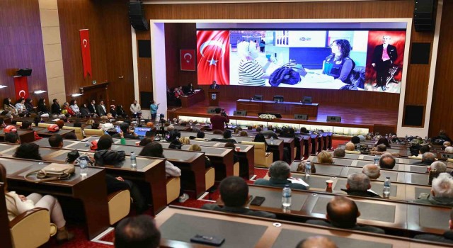 Ankara Büyükşehirden internet bağımlılığına dikkat çeken panel