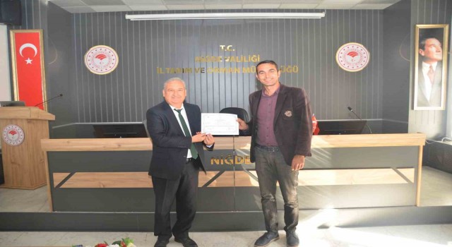 Baklagil Yem Bitkileri Kursunu başarı ile tamamlayanlar sertifikalarını aldı